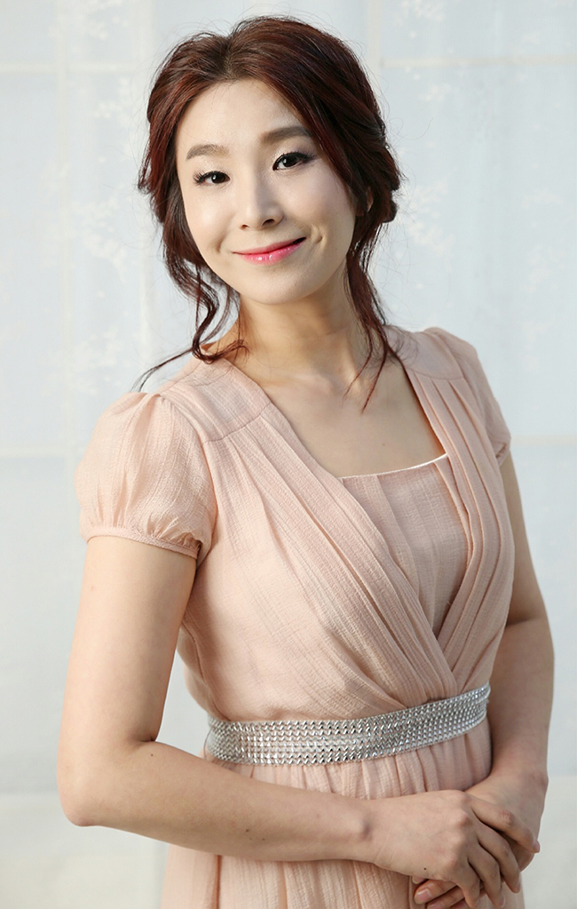목소리로 희로애락을 전달하는 숙명여자대학교 성악과 박현주 교수